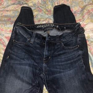 American Eagle skinny jeans